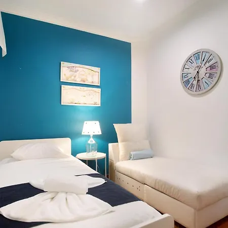 Akademia House - Cantinho Da Daire